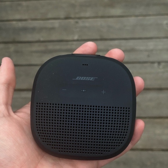 Bose Soundlink Micro Bluetooth Speaker Black - Picture 3 of 5